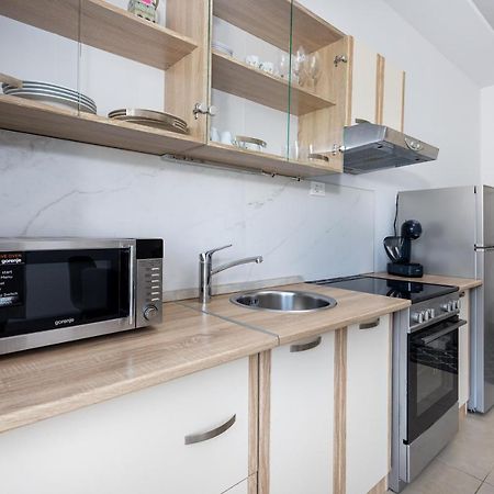 Apartment Ana Солин Екстериор снимка