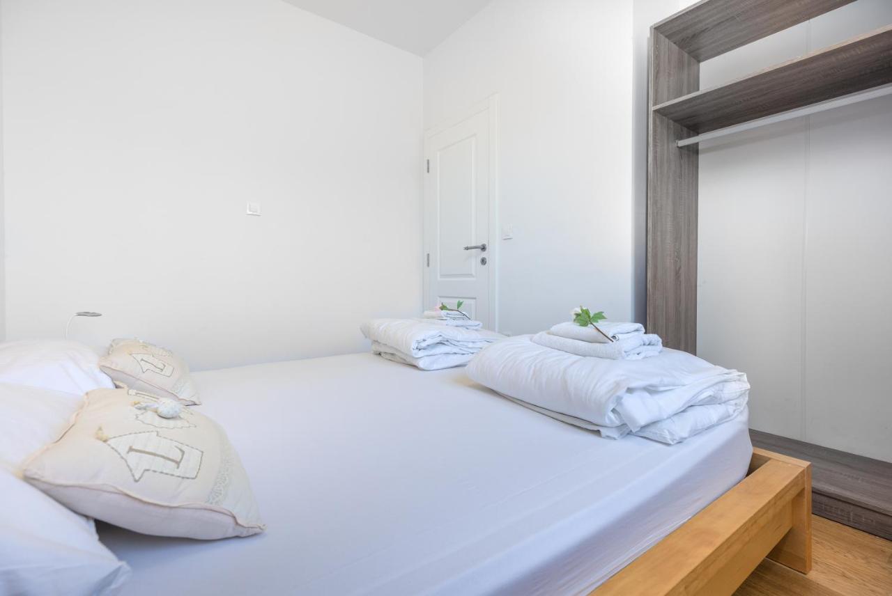 Apartment Ana Солин Екстериор снимка