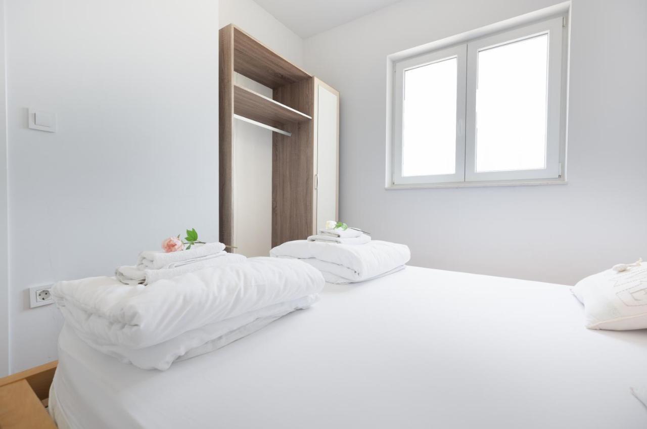 Apartment Ana Солин Екстериор снимка